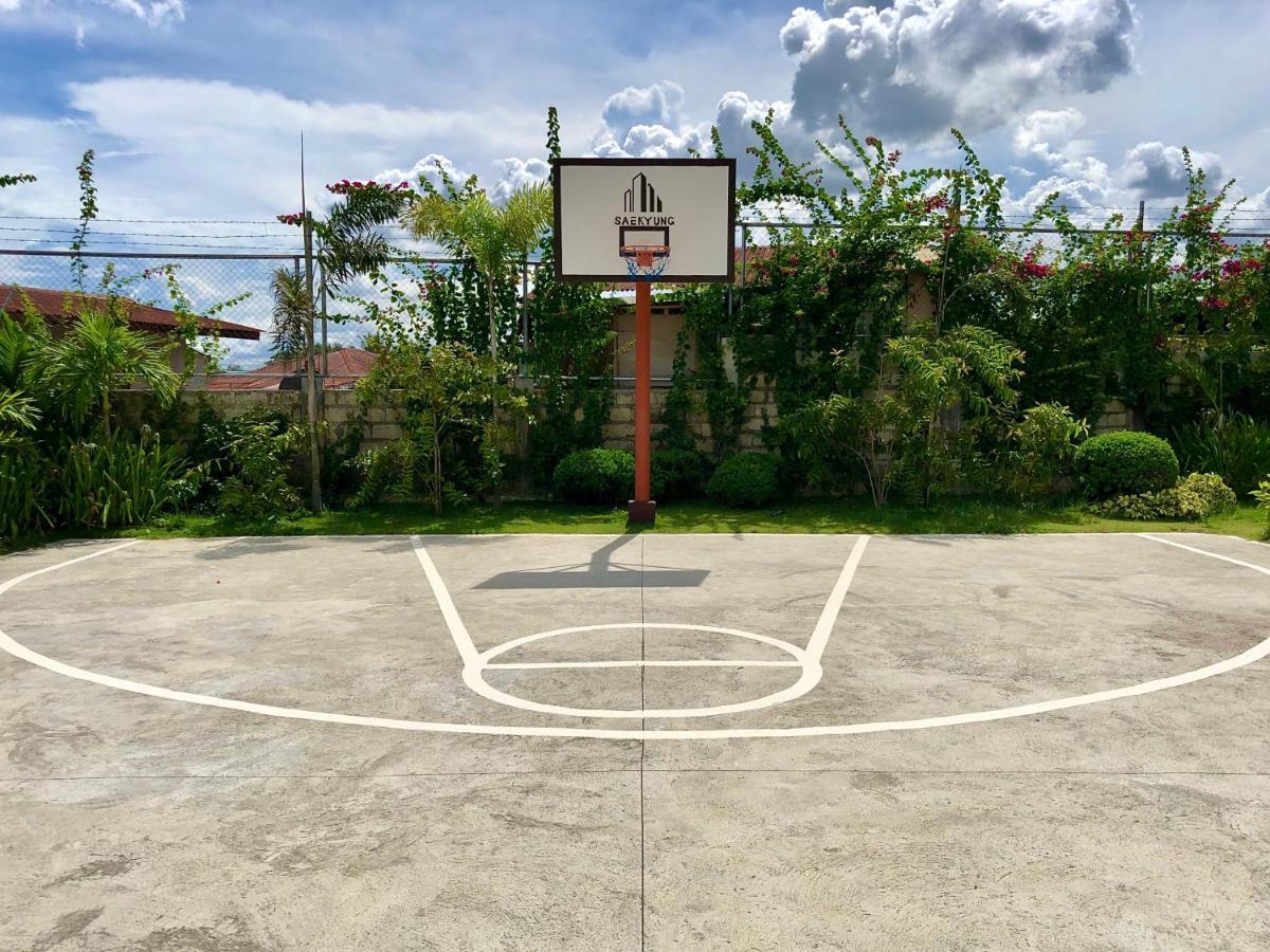 Condo W/ Balcony Near Mactan International Airport Lapu-Lapu City Exterior foto